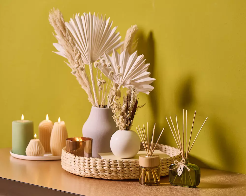 Candles, diffuser and home décor